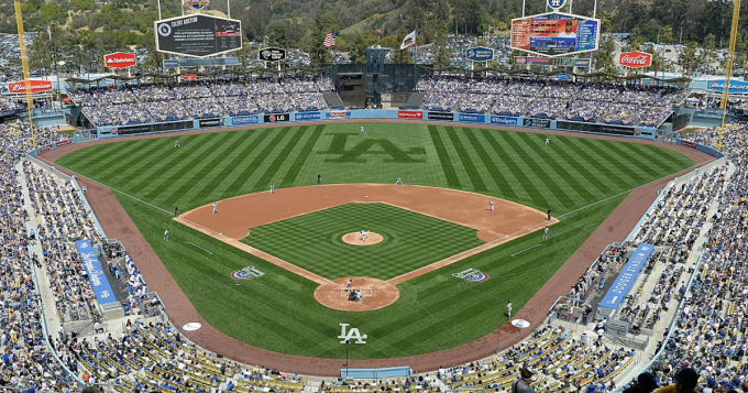 Los Angeles Dodgers vs. Philadelphia Phillies at Dodger Stadium